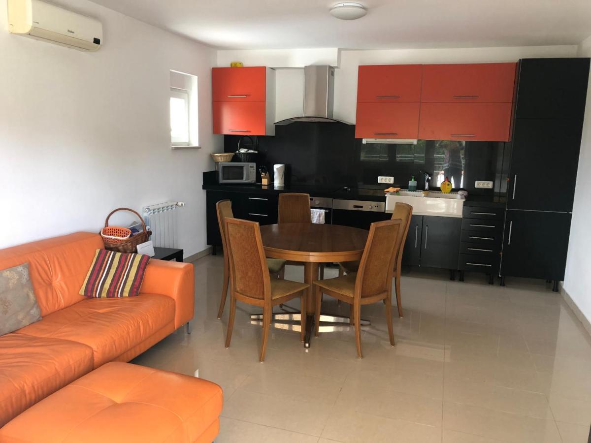 Vale Lunga Apartments بولا المظهر الخارجي الصورة